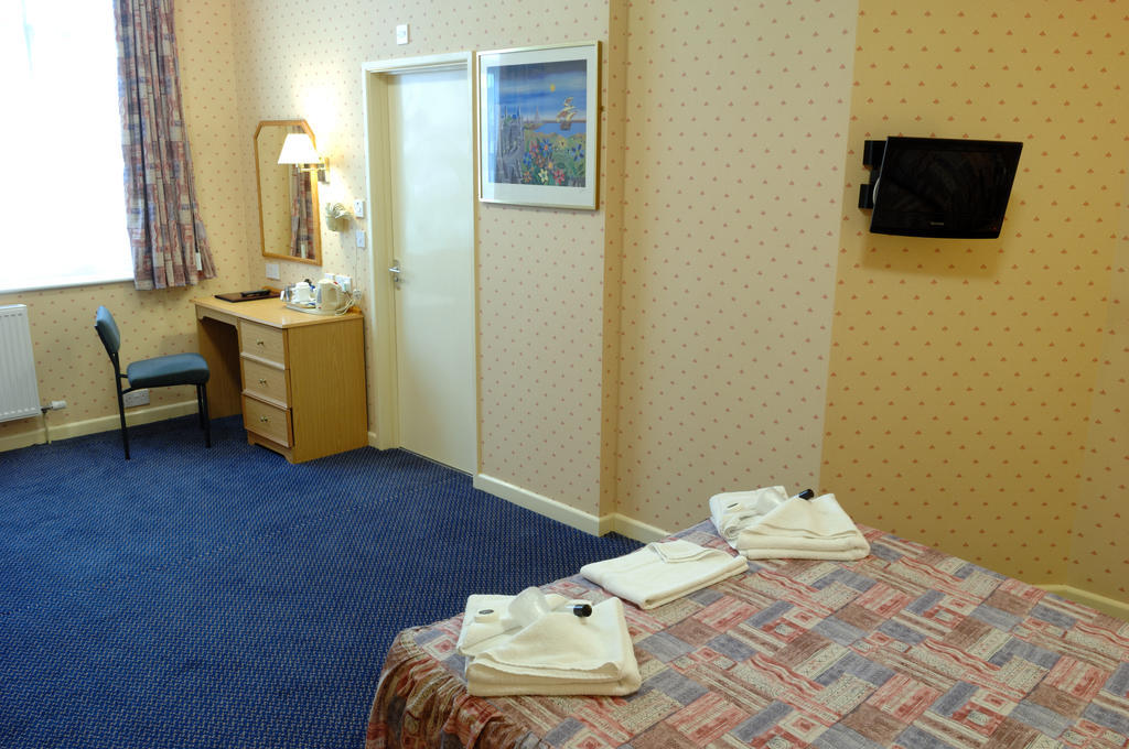 Madeira Hotel Φάλμαουθ Δωμάτιο φωτογραφία